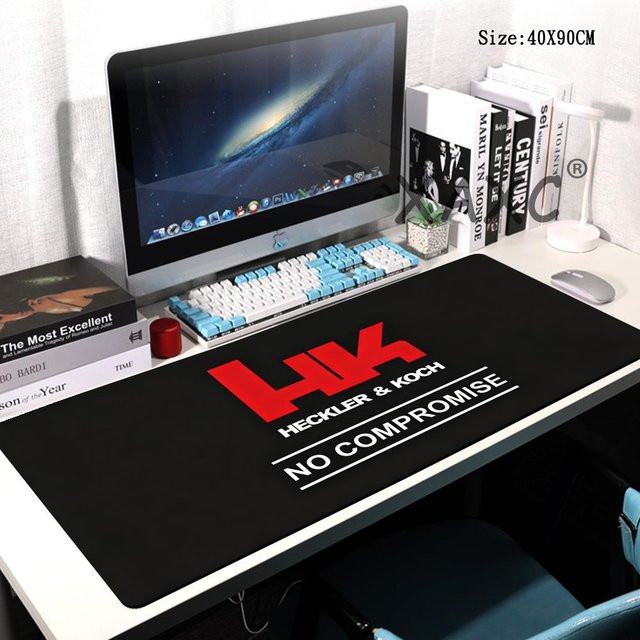 Großes Mauspad HYBXAXC mit Heckler & Koch Motiv in Schwarz für Gamer und PC-Zubehör - Bild 1