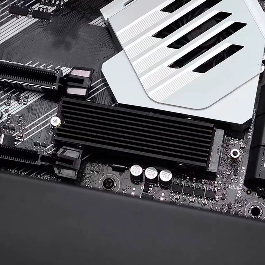 AuyiHomu M.2 2280 SSD-Kühlkörper aus Aluminium mit Wärmeleitpad für NVMe/M.2 SSD, kompatibel mit Desktop-PC und PS5, Silber/Schwarz - Bild 5