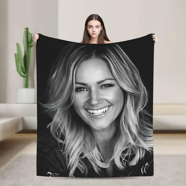 Helene Fischer 360 Stadion Konzert Plüschdecke aus Flanell, weiche Tagesdecke als Überwurf für Sofa und Bett, Breite: 75 cm, Höhe: 100 cm - Bild 1