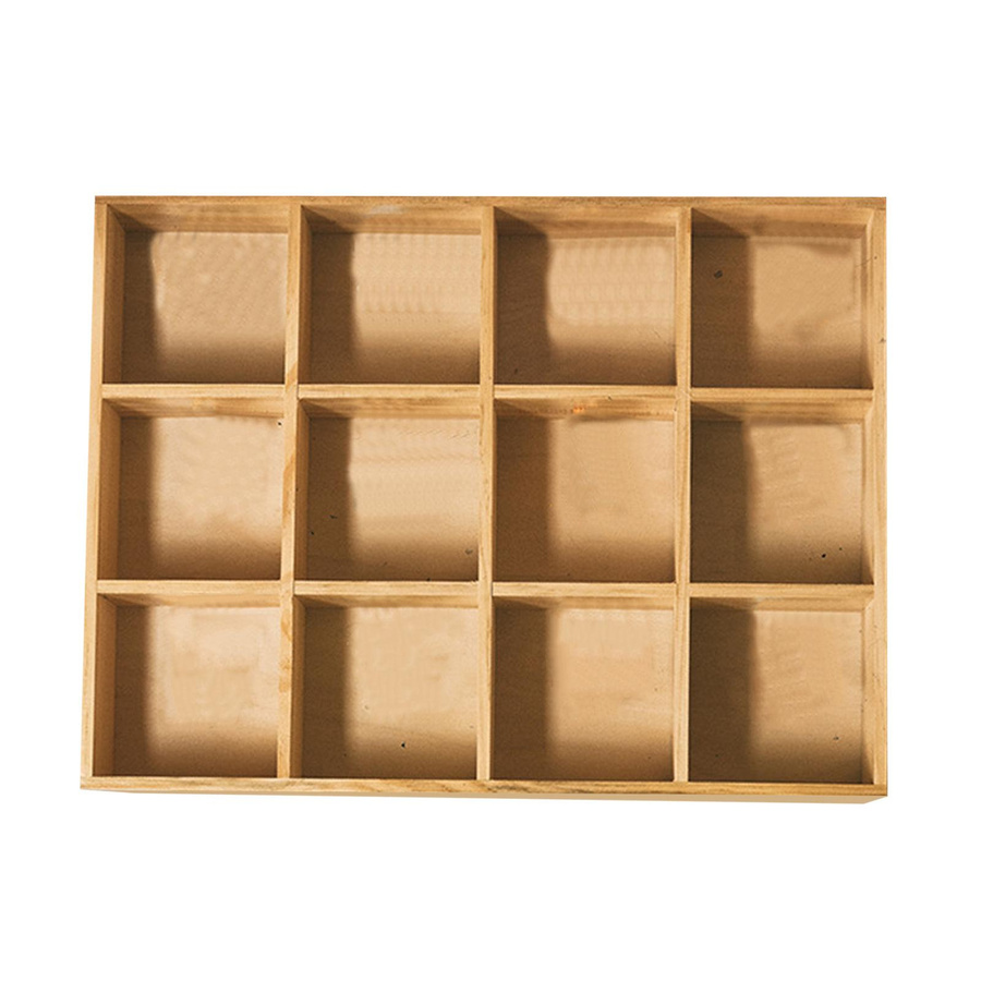 Aimo Holzregal mit 12 Fächern als Figuren-Organizer und Schattenbox in Braun für Schlafzimmer und Wohnzimmer - Bild 2