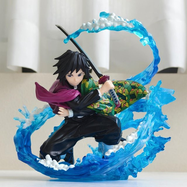 Yiran toy 1 Demon Slayer Kimetsu No Yaiba Giyuu Tomioka Action Figur 17cm PVC - Bild 1