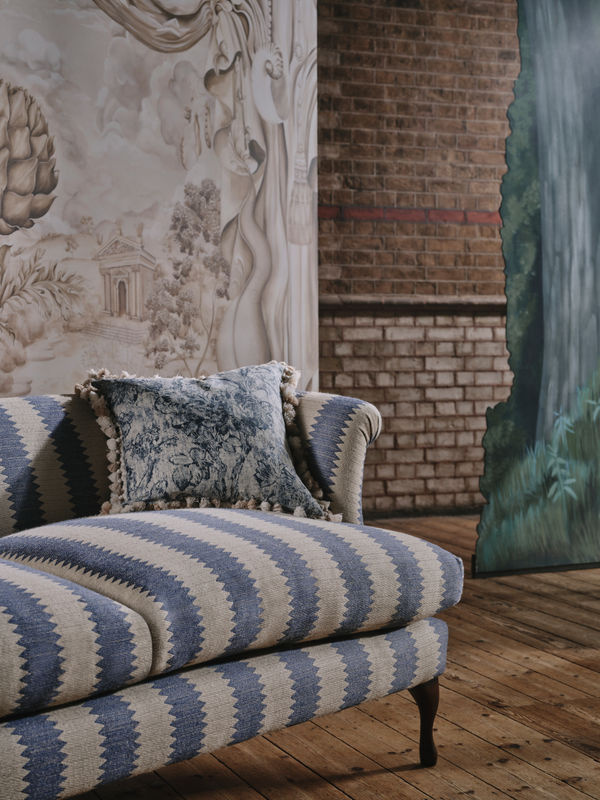 Sanderson Mural Pygmalion Wanddesign in Alabaster Weiß mit floralem Muster aus Non-Woven - Bild 2