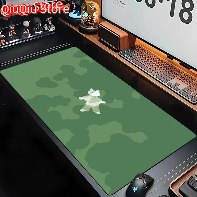 Potdemiel XXL Mauspad mit Kaninchen-Motiv in Grün, rutschfeste Schreibtischunterlage für Gaming und Büro - Bild 1