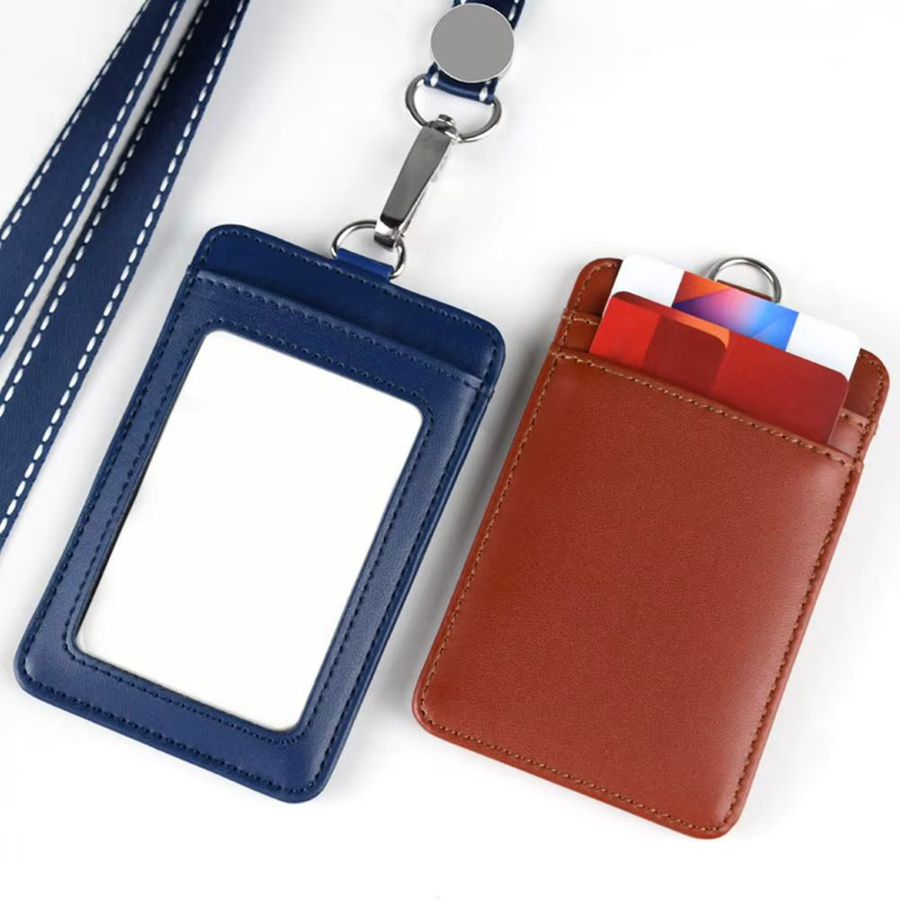 Echtleder Kartenetui für drei Karten mit Lanyard in Braun für Mitarbeiter und Profis - Bild 3