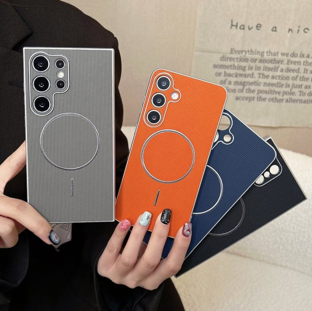 Samsung Handyhülle mit gestreiftem Design und magnetischer Absaugung für Galaxy S25 S25 Plus S25 Ultra S24 S24 Plus S24 Ultra in Blau - Bild 1
