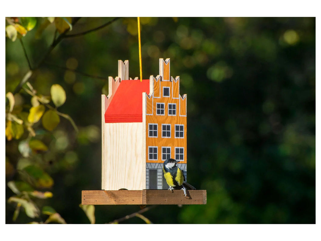 DOBAR Deko-Vogelhaus Münster aus Holz in Orange und Rot, H x B x T: 30 x 19 x 19 cm - Bild 2