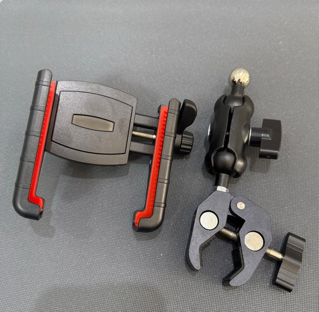 Universeller 360-Grad verstellbarer Handyhalter in Schwarz für Mountainbikes, Karren, Live-Streaming, Bagger und Busse - Bild 1