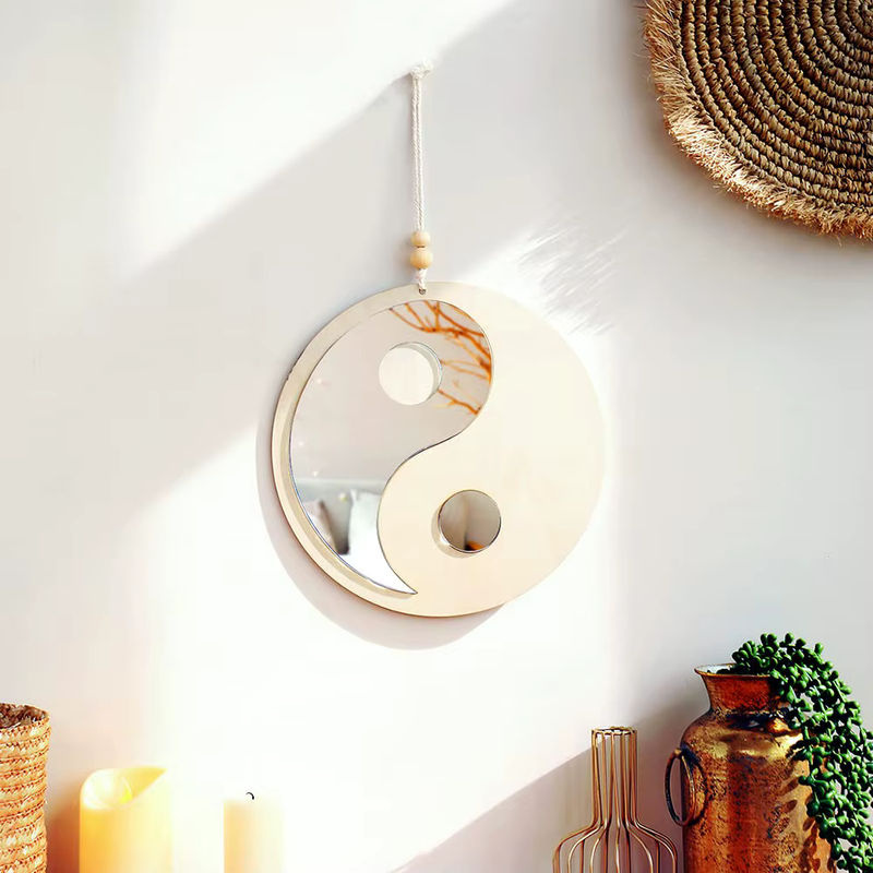 Boho Wandspiegel Yin Yang aus Holz in Beige für Wohnzimmer und Schlafzimmer - Bild 2