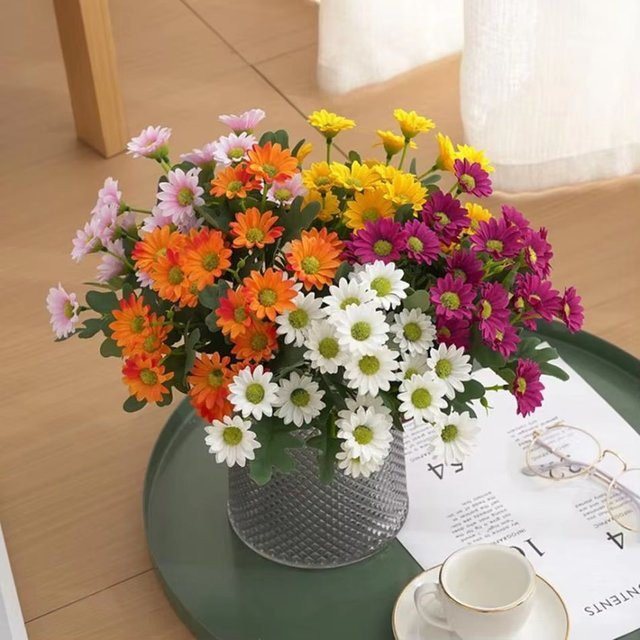 XIAOYINMO Künstliche Gänseblümchen aus Seide in Pink für Tischdekorationen bei Hochzeit, Frühling und Herbst - Bild 1