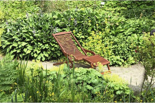 Garden Pleasure Relaxliege Alaska aus Eukalyptusholz in Braun mit verstellbarer Kopfstütze und UV-beständigem Polyester - Bild 2