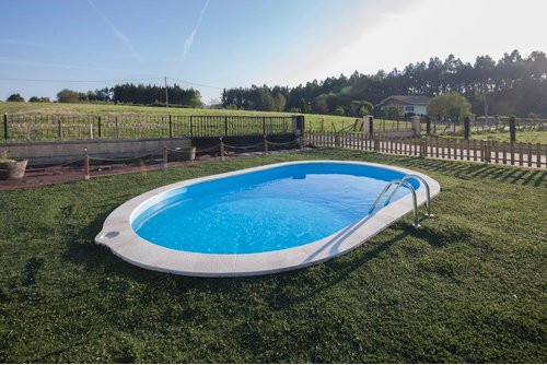 GRE Ovalpool in Weiß, B/H/L: 600 x 120 x 320 cm - Bild 1