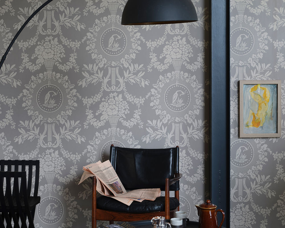 Farrow & Ball Tapete Classic Floral mit Tier-Motiven in Grau - Bild 2
