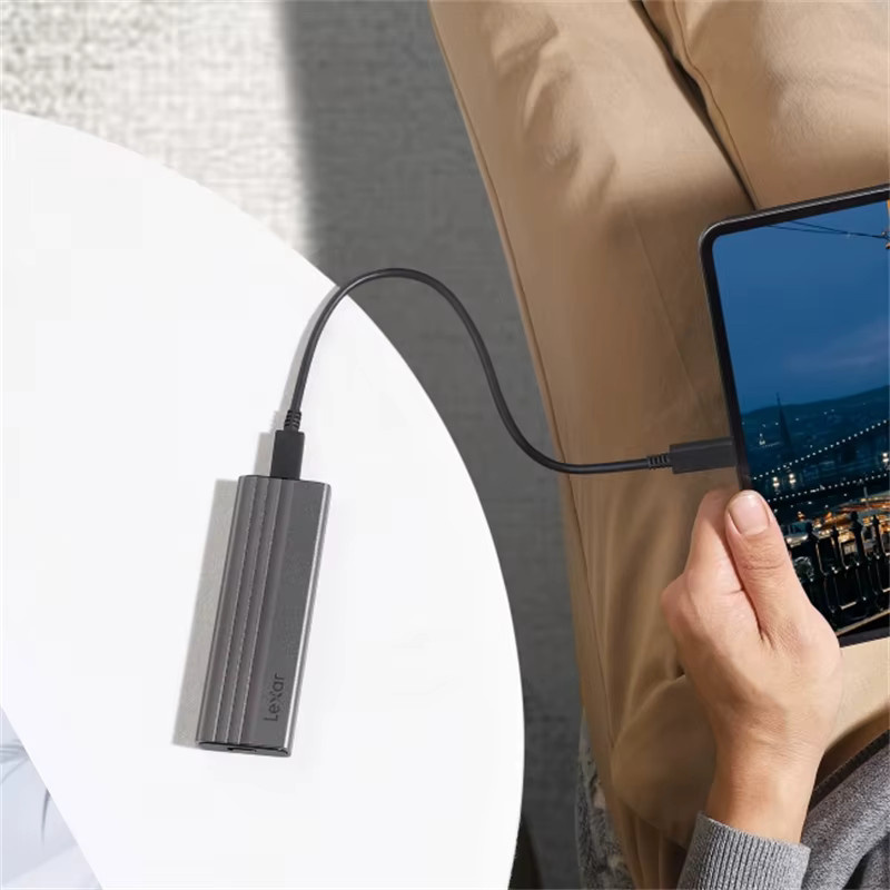 Leaxr E300 M.2 NVMe SSD Gehäuse mit USB 3.2 Gen 2 und USB-C Anschluss - Bild 3