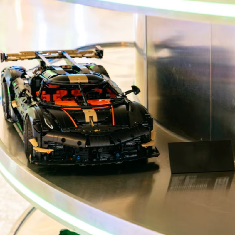 Hot Toys V8 Rennwagen Supercar Hypercar, Bausteine, 4.104 Teile, ab 18 Jahren - Bild 4