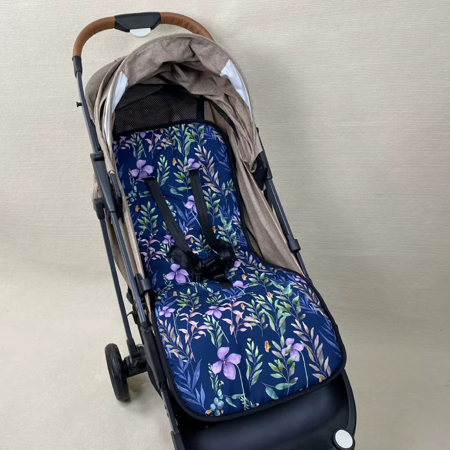 Weiches Sitzkissen für Kinderwagen und Hochstühle in Blau - Bild 3