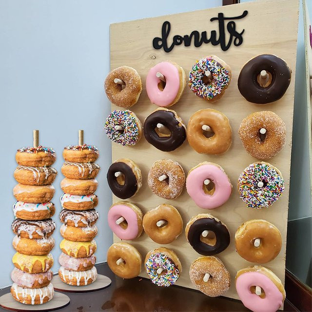 Rustikaler Donut-Wandständer aus Holz von WEIGAO für Geburtstage, Hochzeiten und Babypartys - Bild 1