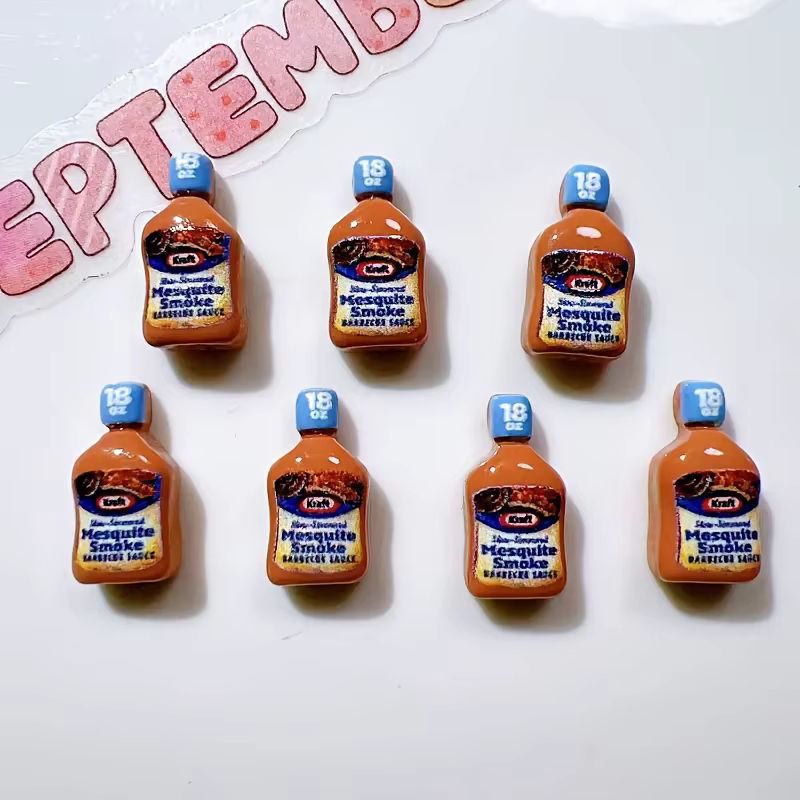 7 Stück realistische Mini-Sauce- und Gewürzmodelle aus Kunstharz von DUTRIEUX, mehrfarbiges DIY-Puppenhaus-Dekorzubehör inklusive Ketchup, Senf und Mayonnaise - Bild 4