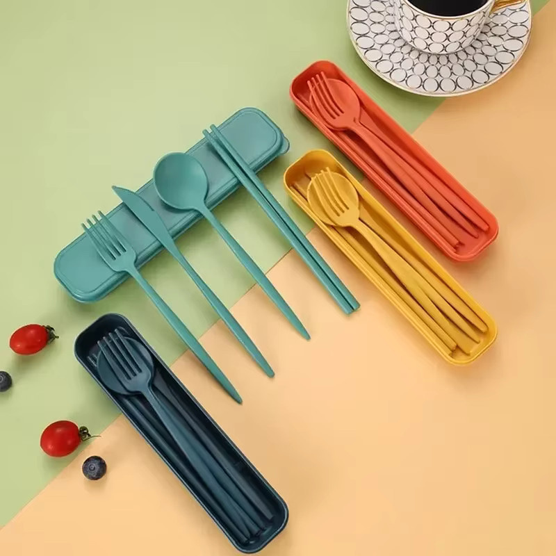 4-teiliges Besteckset aus Weizenstroh von DUTRIEUX in Beige und Multicolour, mattiertes Reisebesteck mit Messer, Gabeln, Löffeln und Essstäbchen - Bild 4