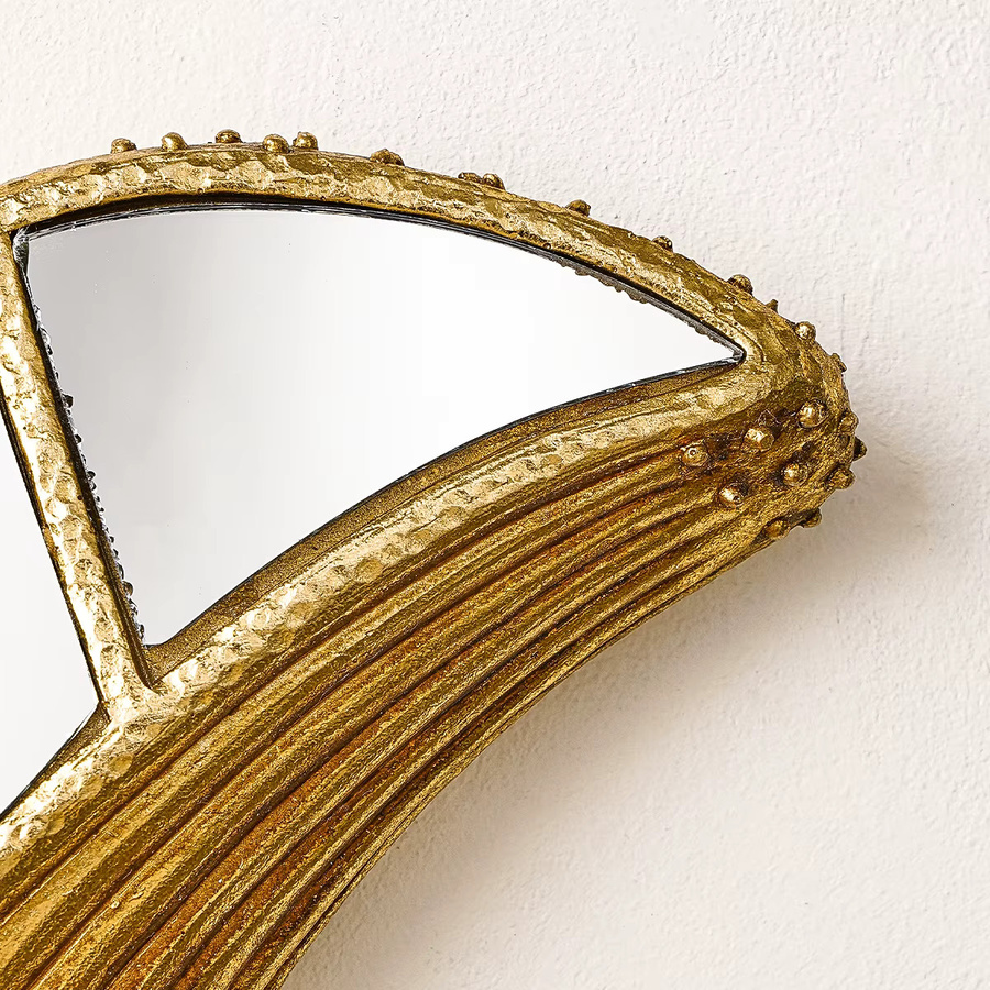 Wanddekoration Walornament aus Kunstharz mit Spiegeleinlage für dein Zuhause - Bild 2