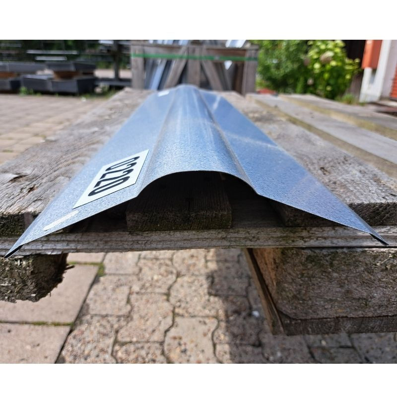 Firstblech aus Aluzink von Friedrich von Lien AG, Farbe: Silber, Länge: 1,00 m - Bild 1