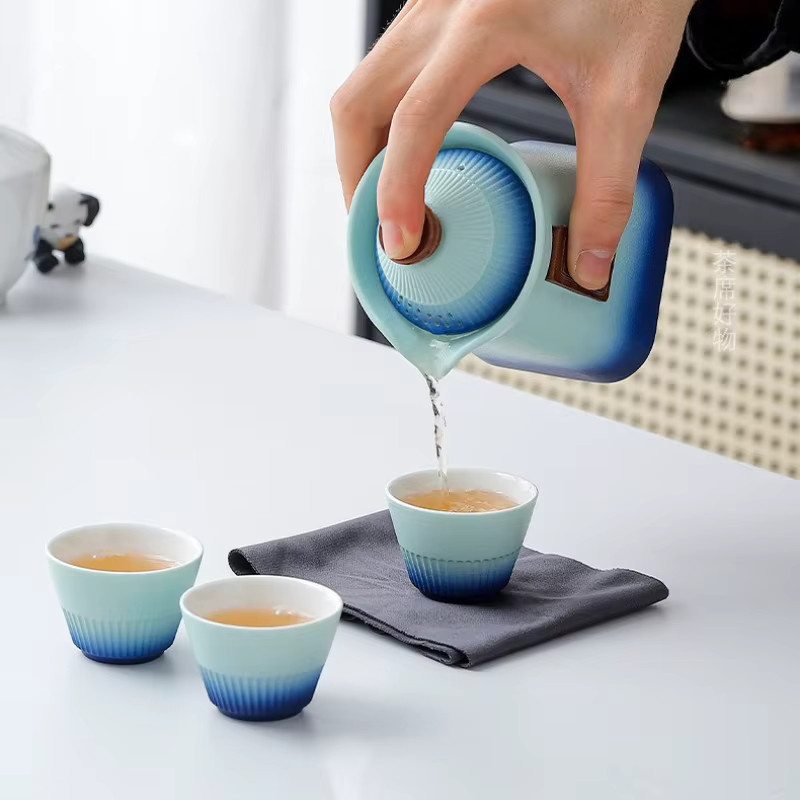 Palace Museum Reise-Teeset aus Keramik in Blau mit Infuser für Kungfu-Tee und Outdoor-Camping - Bild 3