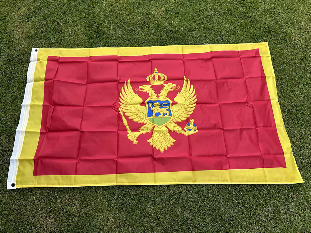 SKY FLAG Montenegro-Flagge aus Polyester als bedrucktes Hängebanner, Rot, B: 150 cm, H: 90 cm - Bild 2