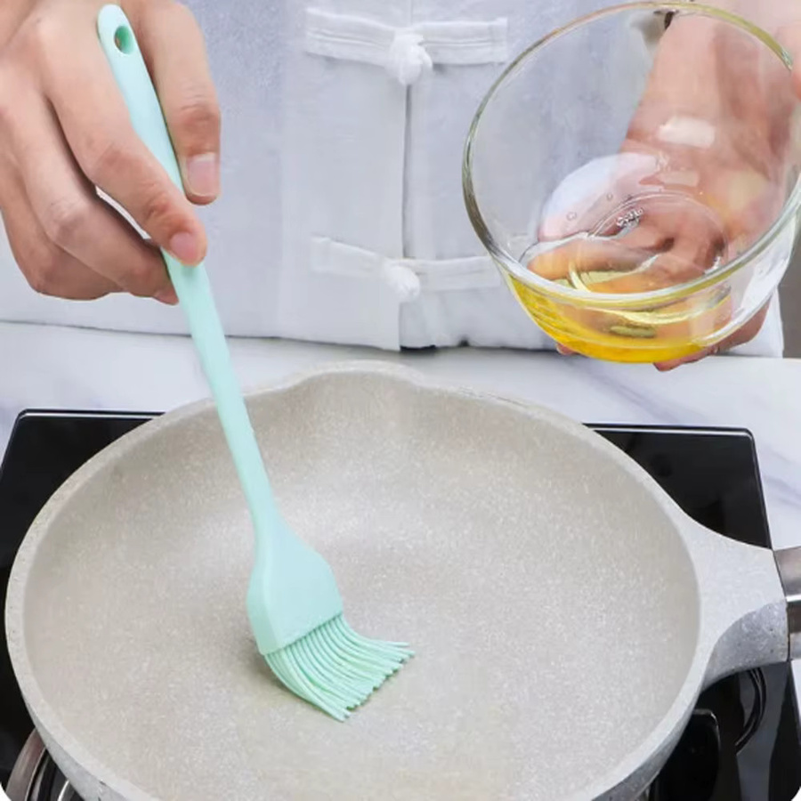 Hitzebeständige Silikon-Ölpinsel Backpinsel in Gelb für Küche und Grill - Bild 2