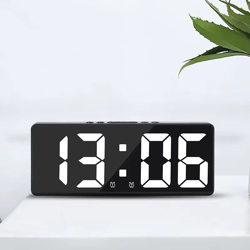 NOCCLILI Multifunktionale digitale LED-Ziffernuhr mit Temperaturanzeige und Kalender, Tischuhr mit Nachtlicht in Schwarz und Orange - Bild 2