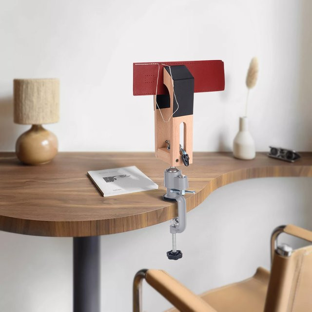 QJH Leder-Handnährahmen aus Holz in Braun, verstellbar und drehbar, DIY-Nähwerkzeug zur Fixierung von Handnäharbeiten, Breite: 31,5 cm - Bild 1