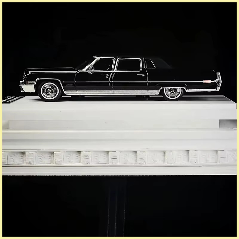 WELLY Cadi Fleetwood 75, Automodell, 1:64 Maßstab, Metall, Schwarz - Bild 2