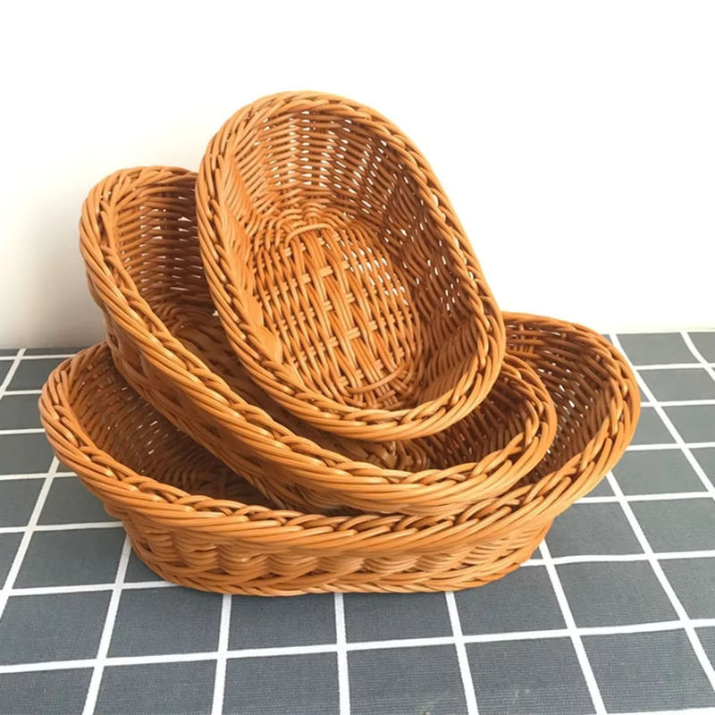 Ovaler Servierkorb aus gewebtem Rattangeflecht von ACRDDK in Braun für Brot, Obst und Gemüse - Bild 6