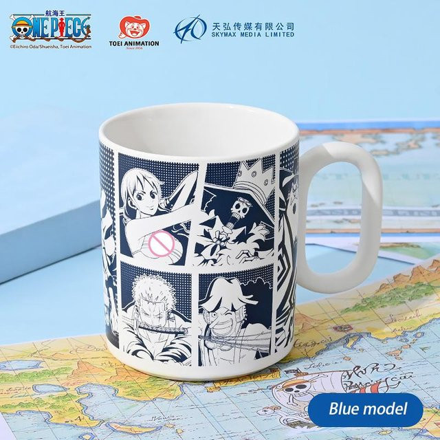 Keramiktasse One Piece Strohhut-Crew mit Luffy, Zoro oder Chopper von Yiran toy 1 in Blau - Bild 1