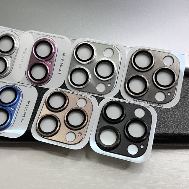 Vollmetall Kameraschutz für Apple iPhone 16 15 13 Pro Max Plus in Purple mit Objektivschutzglas und Full Cover Abdeckung - Bild 1