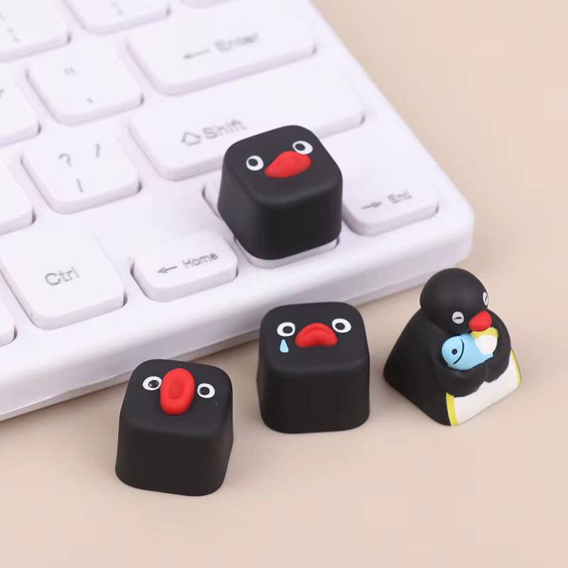 Personalisierte Anime-Pinguin Tastatur-Dekoration aus Harz für mechanische ESC-Tastenkappen in Schwarz - Bild 2