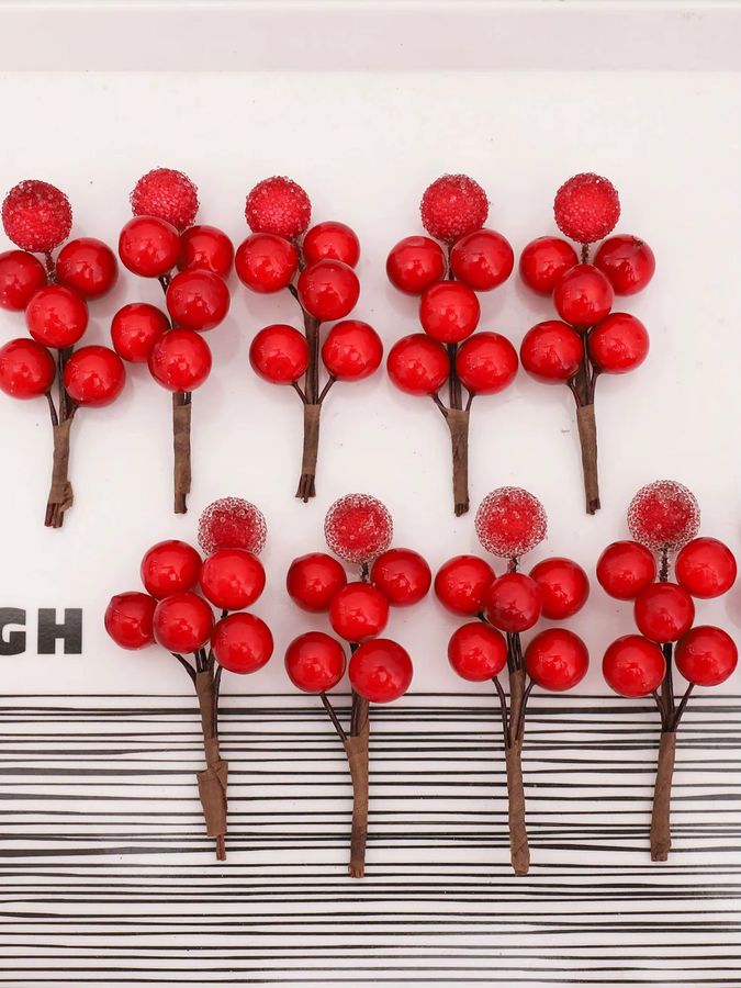 Kahaul 10 Stück Goldene Weihnachtsbaum Beeren aus Schaum für DIY Dekoration - Bild 4