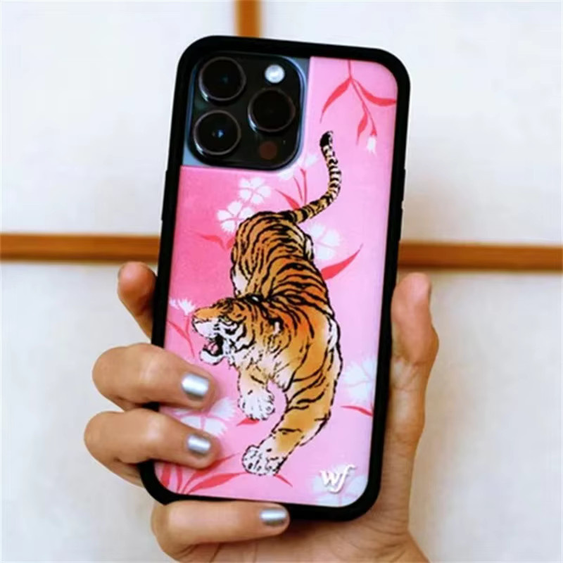 INS Handyhülle mit Pink Leopard und Wildflower Design für iPhone 12 13 14 15 16 17 Pro Max Plus in Pink und Beige, stoßfeste Hülle - Bild 2