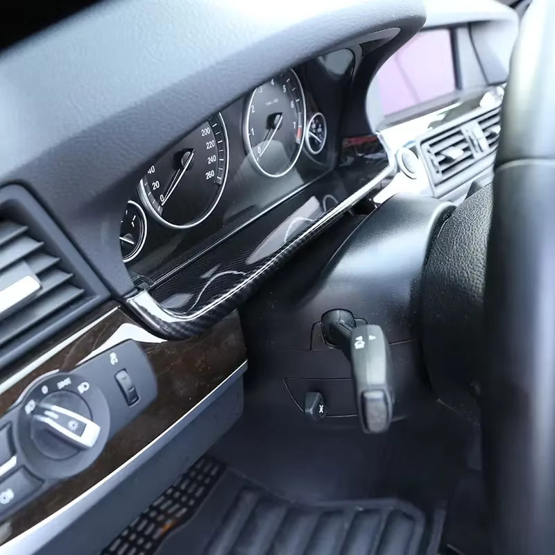 Dashboard Tacho Display Abdeckung in Carbon Stil für BMW 5er F10 (2011-17) von owntycar, Schwarz - Bild 3