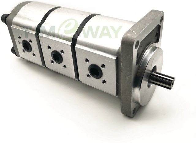 TIMEWAY Hydraulische Dreifachzahnradpumpe KX-033 für Kubota KX033 Bagger, Spline-Welle φ17 mm mit 10 Zähnen, Verschiebung 10 cc/r + 10 cc/r + 8 cc/r, Silber - Bild 1