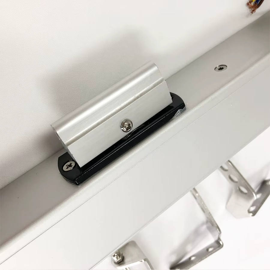 Fandeii Automatischer Kettenfensteröffner DC 24V Elektroantrieb für Gewächshaus-Dachfenster, Farbe: Silber - Bild 2
