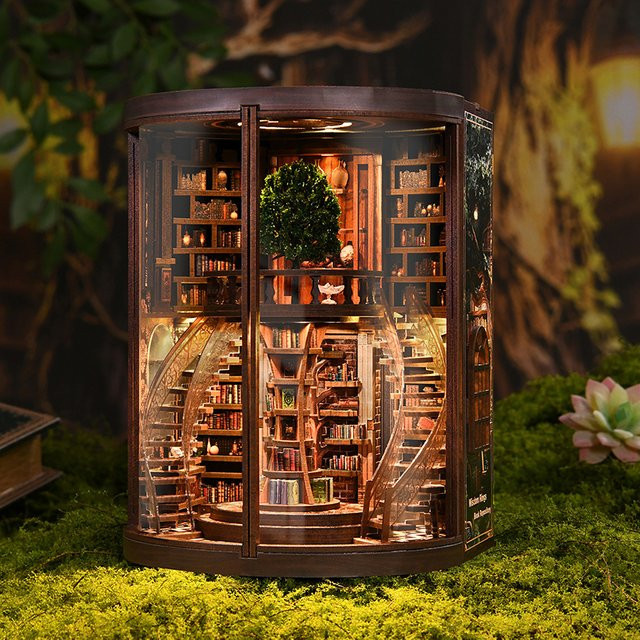 DIY Holz Buch Nook Miniaturen Weisheit Ringe Buchstütze in Braun - Bild 1