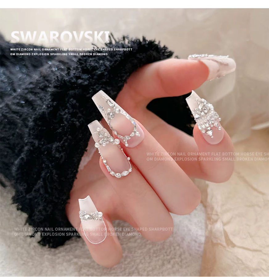 YYM Mini-Zirkon-Nagelcharms, Champagner, 50 Stück - Bild 2