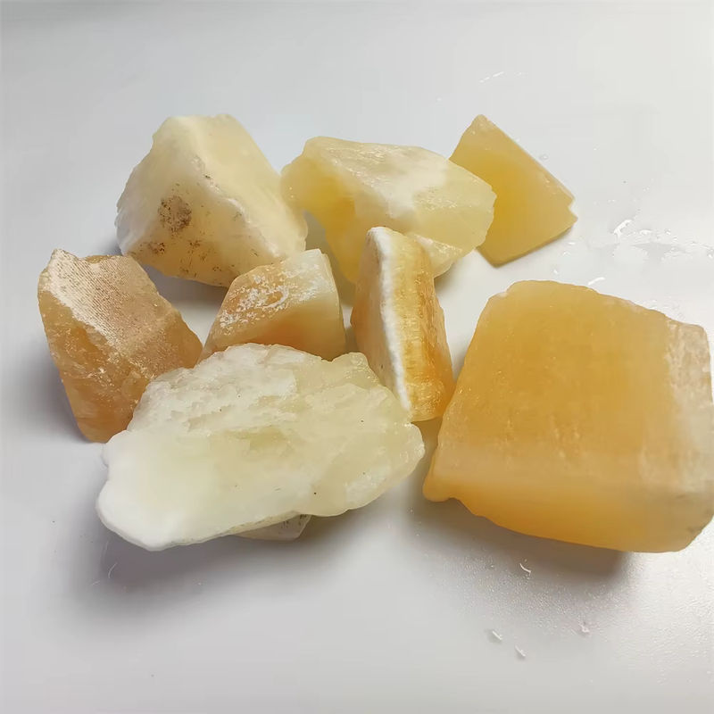 Natürlicher Topas-Rohstein in Gelb als unregelmäßige Dekoration und Mineraliensammlung - Bild 5