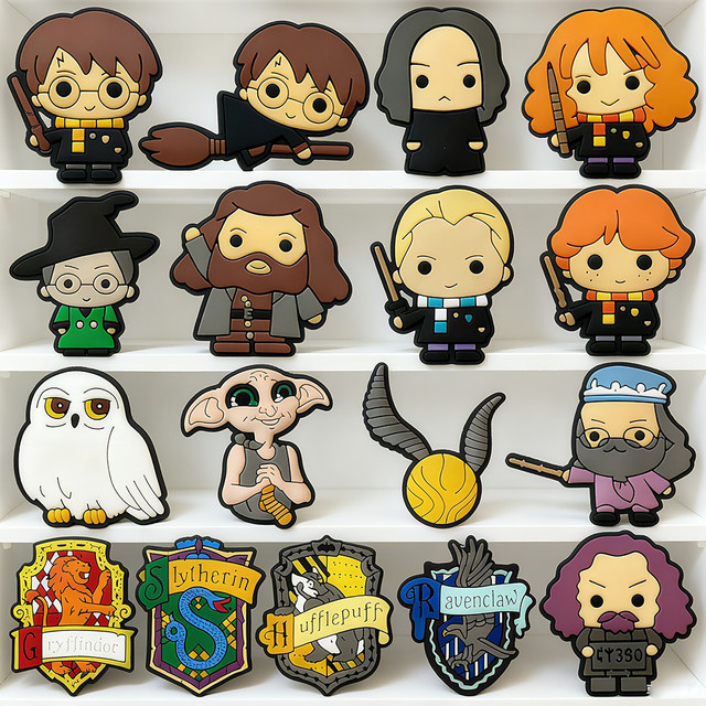 Hot Toys Schuh-Charms-Set, 17-teilig, PVC - Bild 1