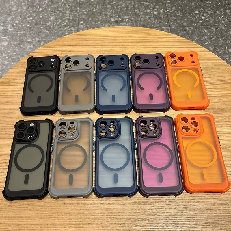 Stoßfeste MagSafe Handyhülle für Apple iPhone 17 Air, 16, 15 und 14 Pro Max mit matter Oberfläche und Magnetfunktion, Farbe: Transparent/Grau - Bild 4