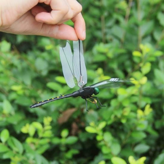 Nymira Künstliche Libelle als Gartendekoration und Insektenschutz in Grün und Mehrfarbig mit Aufhängeschlaufe - Bild 3