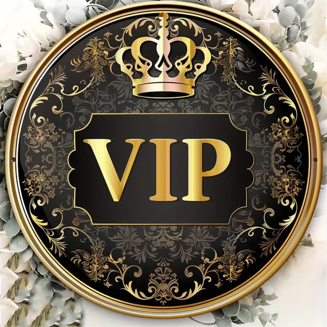 Vintage VIP Crown Metallschild von Potdemiel in Gold mit geometrischem Design zur Dekoration von Home-Office und Garten - Bild 1