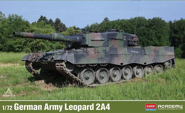 Academy Leopard 2A4, Fahrzeug, 1:72, grün - Bild 1