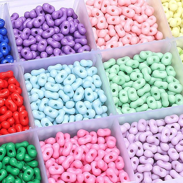 Beadia Acryl Erdnuss Perlen, einfarbig, 105 Stück, Armband Zubehör - Bild 1