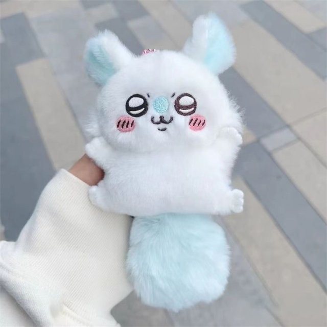 Bandai Chiikawa Momoka Plüsch-Anhänger, Tiere - Bild 1