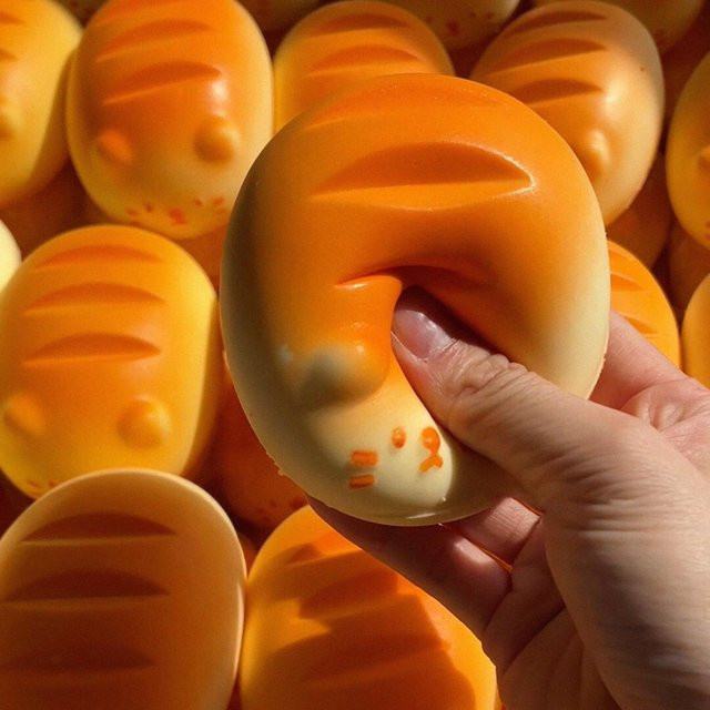 Binchi Outdoor Equipment Süßes riesiges Küken Squishy Spielzeug, langsam aufsteigend - Bild 1